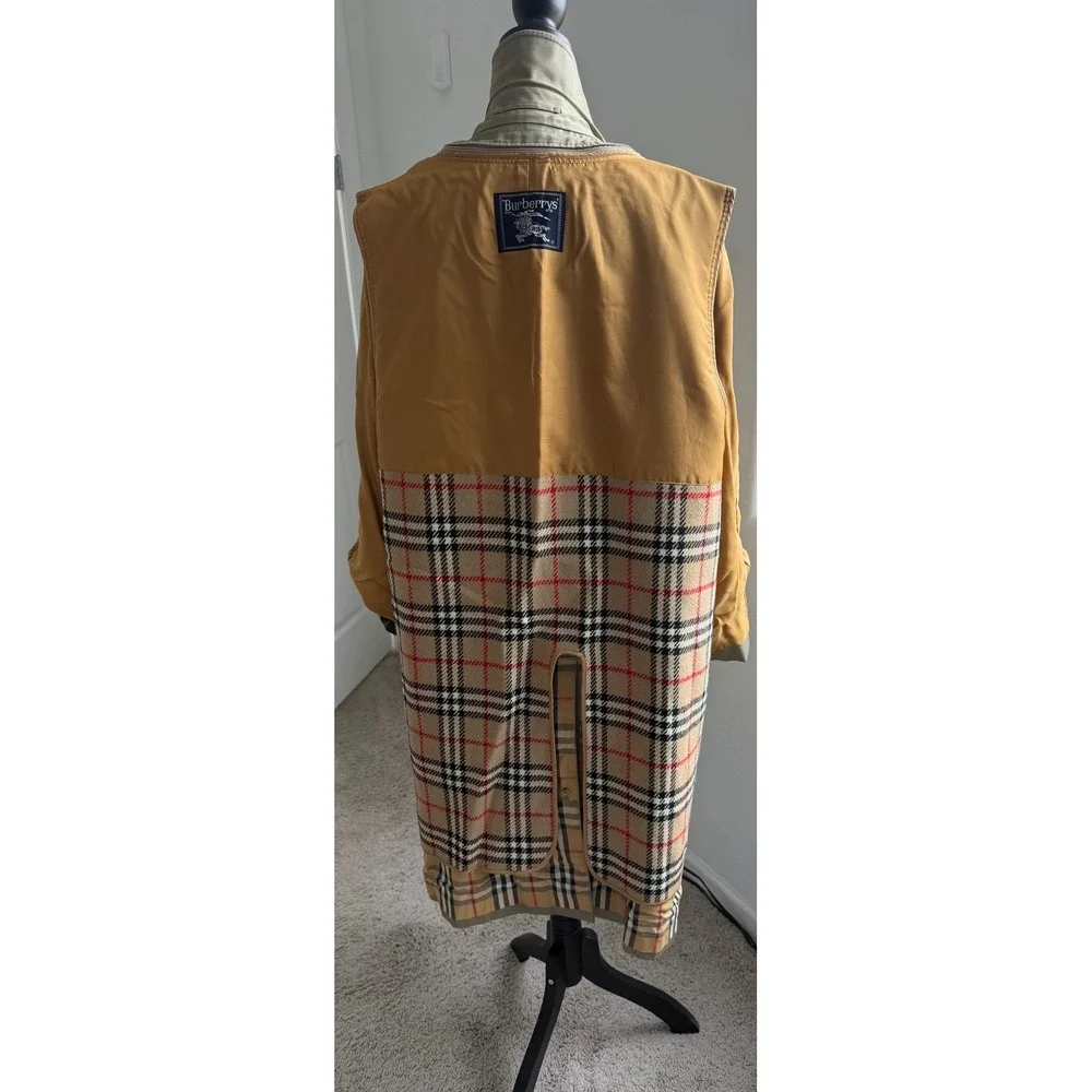 Vintage Burberry Unisex Khaki Single Breasted Trench Coat w/ Removable Lining XL - Picture 9 of 15